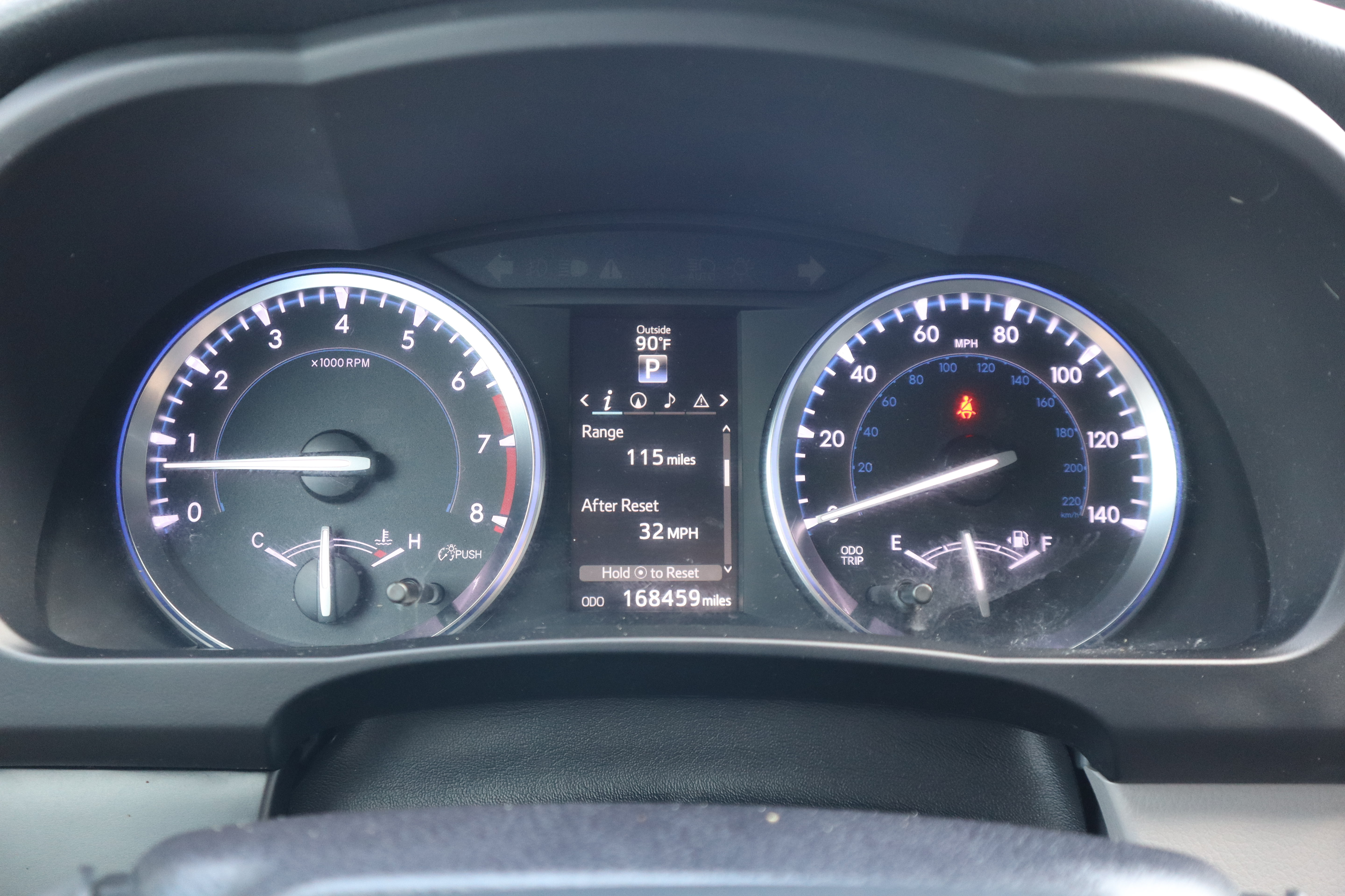 Used 2015 Toyota Highlander XLE FWD image 19