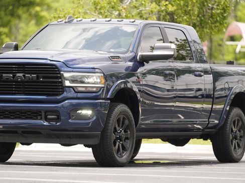 Used 2022 RAM 2500 Laramie AWD/4WD image 36