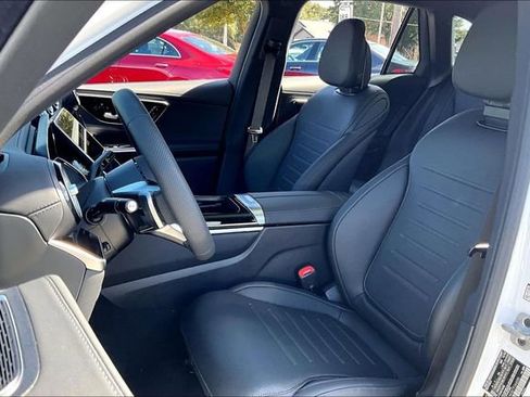 New 2026 Mercedes-Benz GLC 300 GLC 300 image 8
