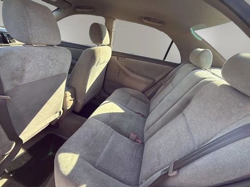 Used 2003 Toyota Corolla CE image 10