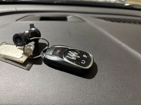Used 2025 Buick Encore GX Preferred FWD image 21