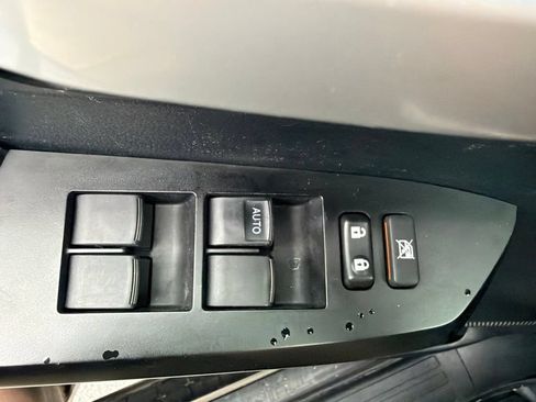 Used 2019 Toyota Tundra SR5 w/ TRD Sport Package AWD/4WD image 40