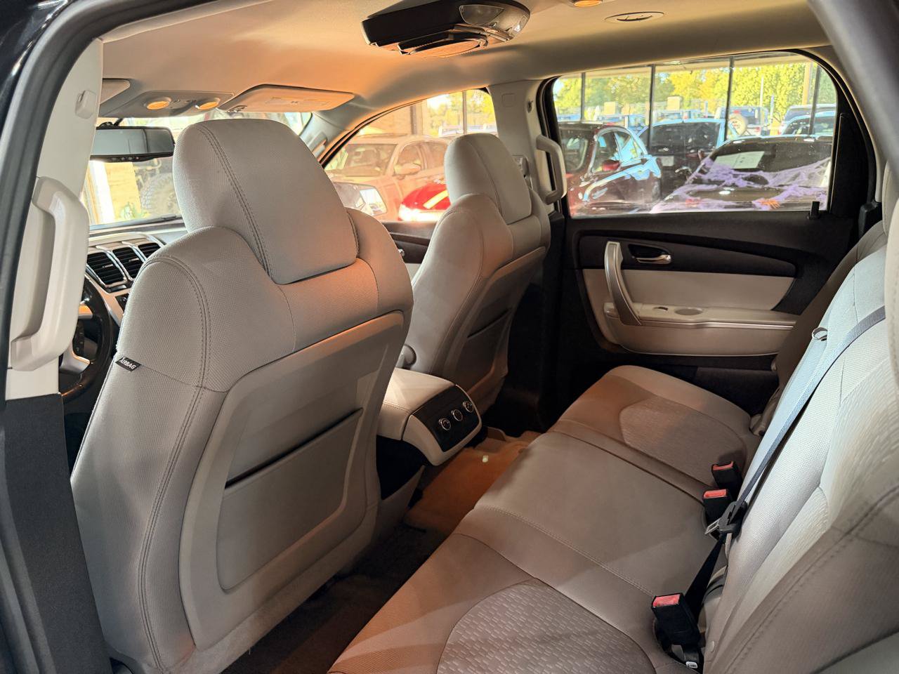 Used 2010 GMC Acadia SLE FWD image 13