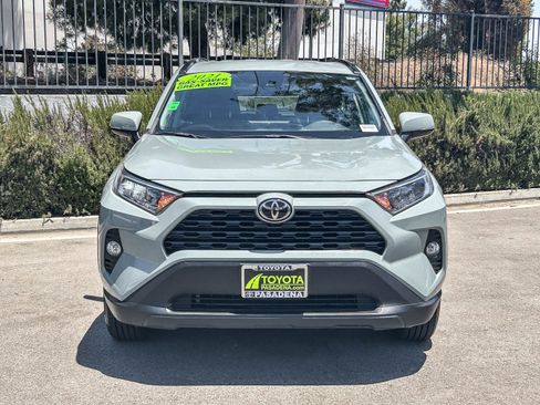Certified 2021 Toyota RAV4 XLE w/ Carpet Mat Package (TMS) FWD image 2