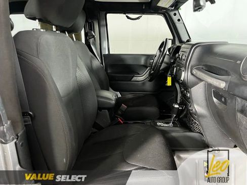 Used 2014 Jeep Wrangler Sport image 20