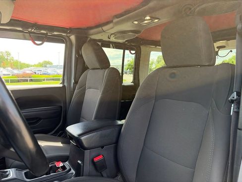 Used 2021 Jeep Wrangler Unlimited Sport AWD/4WD image 43