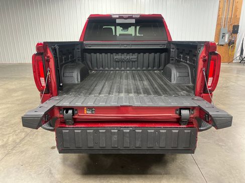 Certified 2025 GMC Sierra 1500 AT4 w/ AT4 Premium Package AWD/4WD image 12