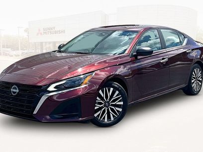 Used 2025 Nissan Altima 2.5 SV