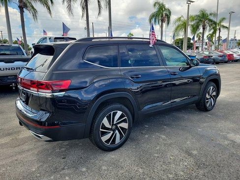 Used 2024 Volkswagen Atlas SE FWD image 7