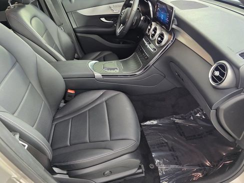 Certified 2021 Mercedes-Benz GLC 300 image 28