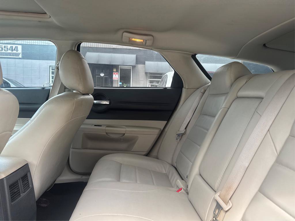 Used 2005 Dodge Magnum R/T w/ Electronics Convenience Group RWD image 10