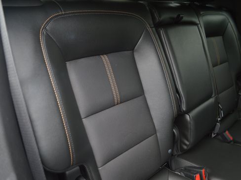 Used 2024 Chevrolet Equinox Premier AWD/4WD image 37