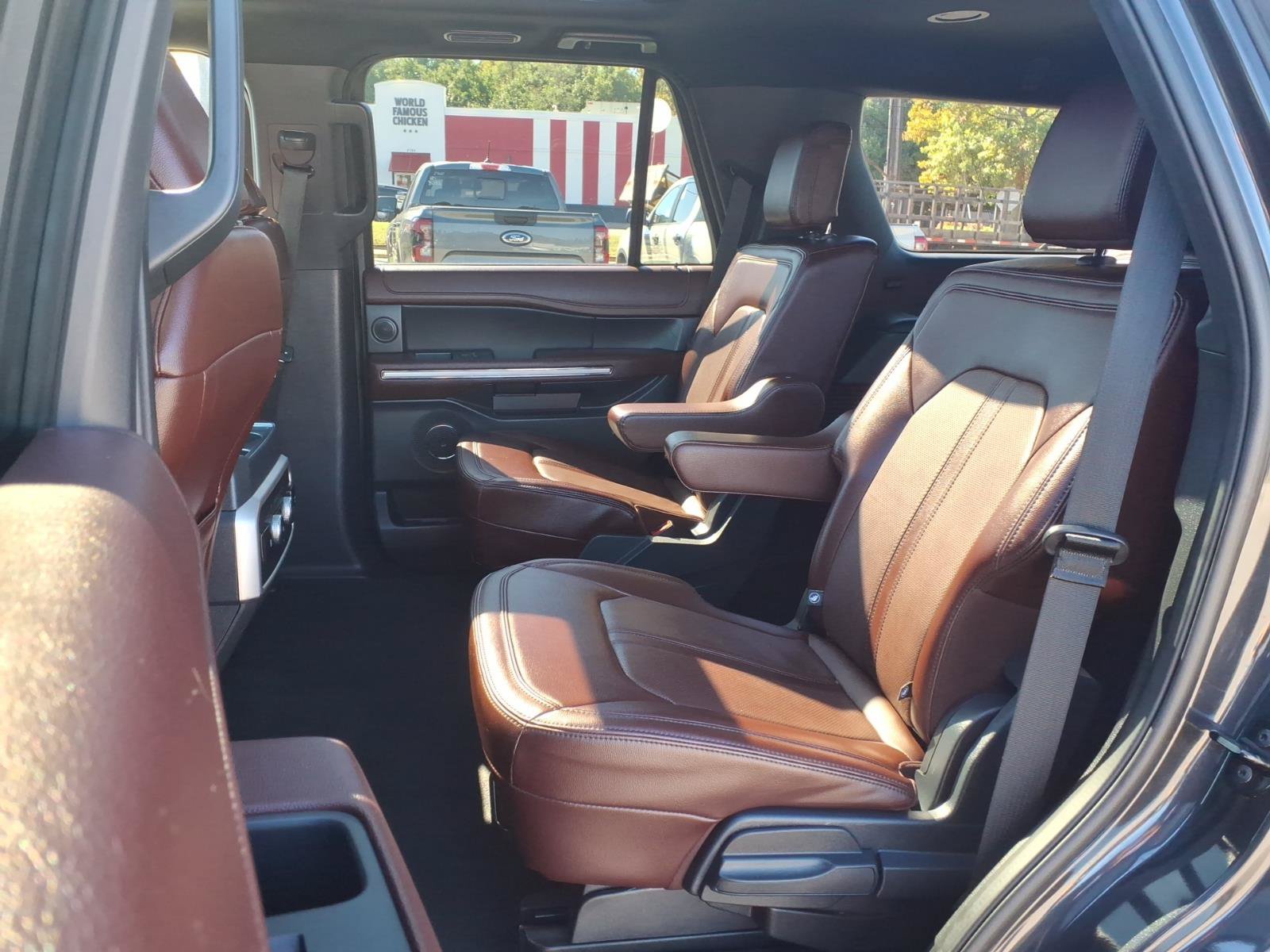 Certified 2024 Ford Expedition Limited AWD/4WD image 21
