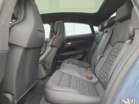 New 2026 Audi S e-tron GT Prestige image 13