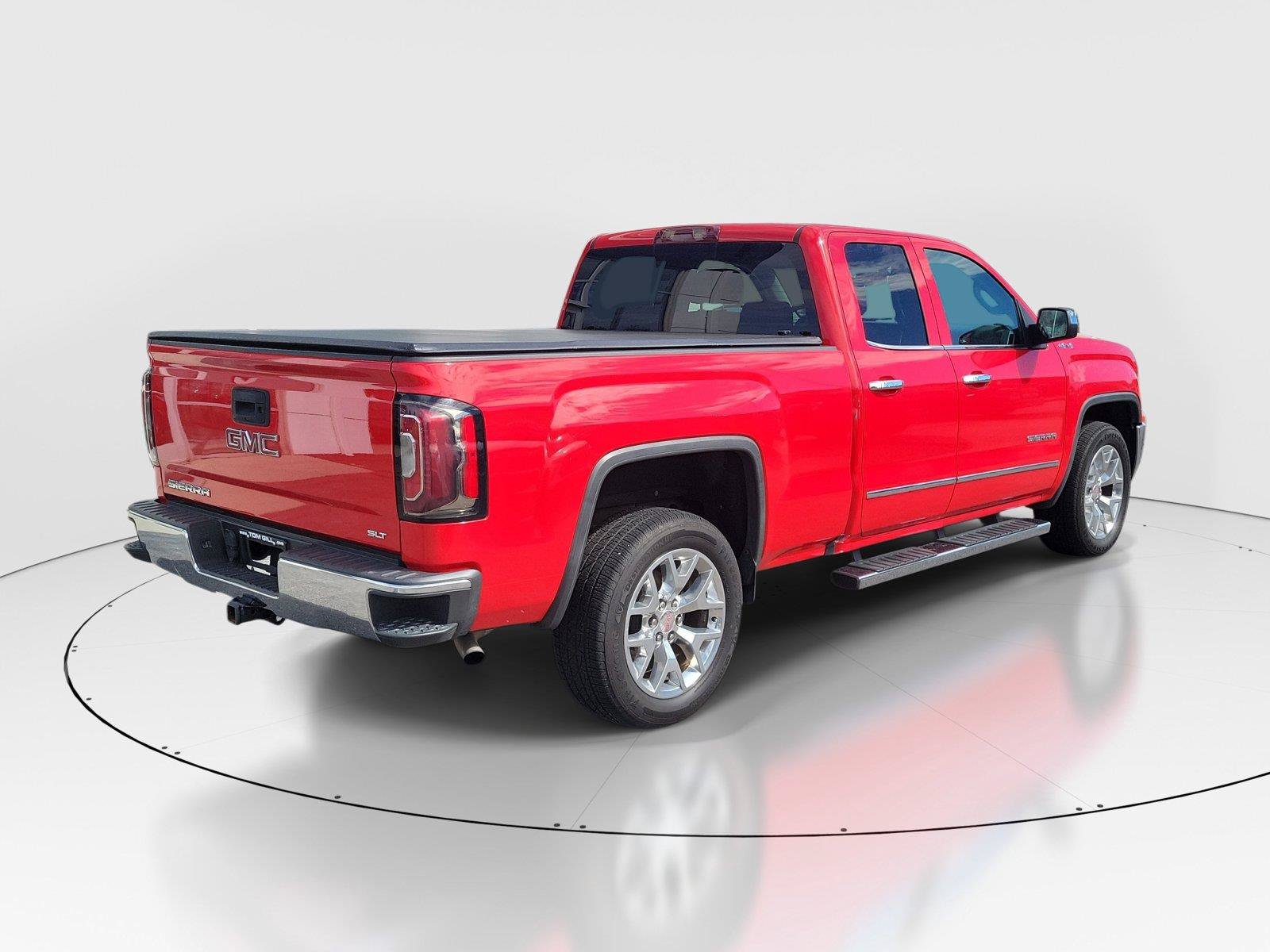 Used 2018 GMC Sierra 1500 SLT w/ SLT Premium Package AWD/4WD image 4