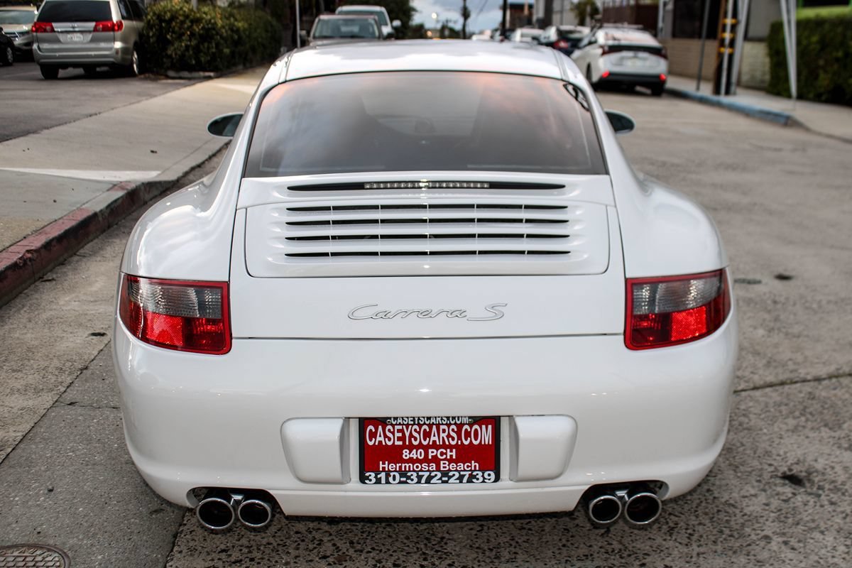 Used 2008 Porsche 911 Carrera S RWD image 4