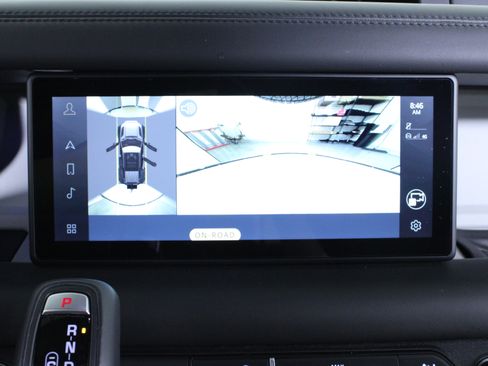 Used 2024 Land Rover Defender 110 S image 27