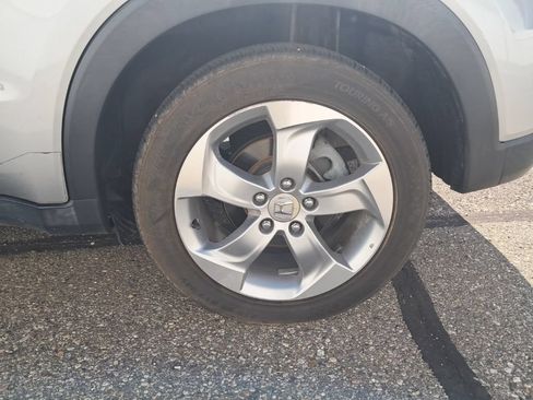 Used 2017 Honda HR-V EX image 32