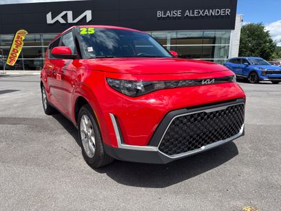 Certified 2025 Kia Soul LX w/ LX Technology Package