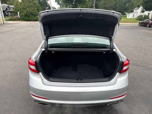 Used 2015 Hyundai Sonata Limited w/ Option Group 05 FWD image 16