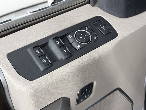 Certified 2019 Ford F250 Limited w/ FX4 Off-Road Package image 26