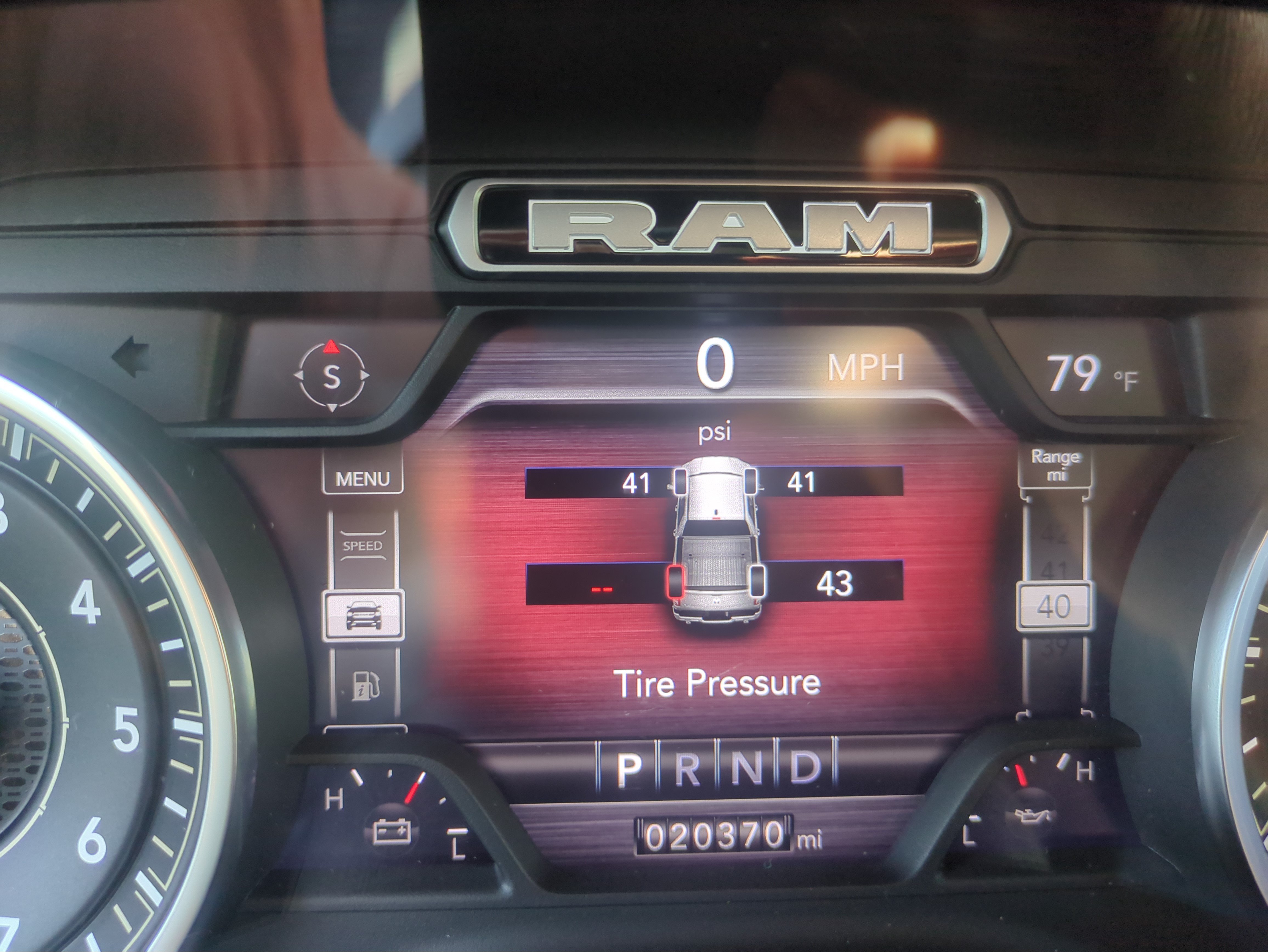 Used 2022 RAM 1500 Laramie AWD/4WD image 14
