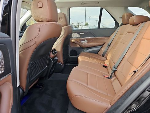 New 2026 Mercedes-Benz GLE 350 4MATIC image 9