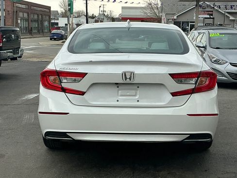 Used 2019 Honda Accord LX image 4