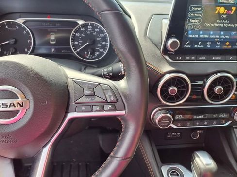 Used 2022 Nissan Sentra SR w/ Electronics Package FWD image 22