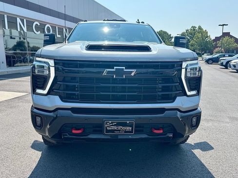 Used 2025 Chevrolet Silverado 2500 LT w/ Trail Boss Package AWD/4WD image 5