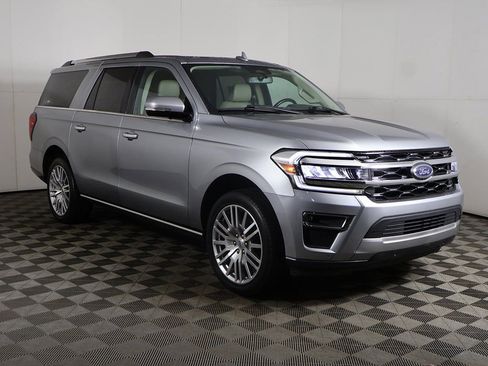 Used 2024 Ford Expedition Max Limited image 2