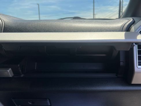 Used 2018 Ford F250 Lariat w/ Lariat Ultimate Package AWD/4WD image 62