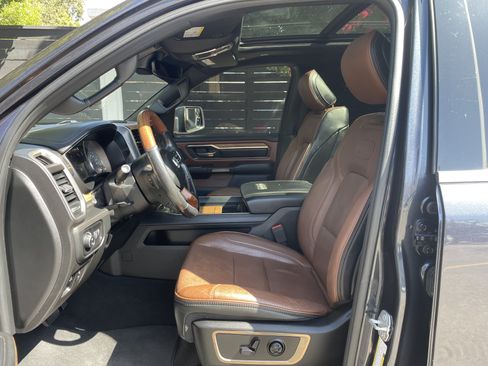 Used 2019 RAM 1500 Limited AWD/4WD image 9
