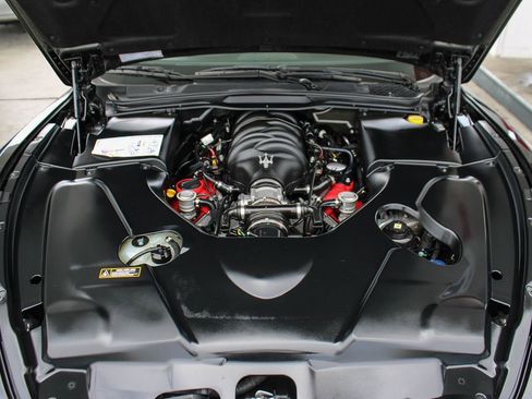 Used 2012 Maserati GranTurismo S RWD image 12