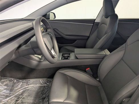 Used 2025 Tesla Model 3 RWD image 10