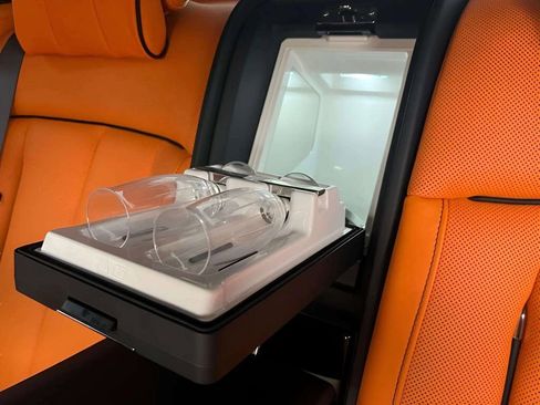 Used 2024 Rolls-Royce Phantom Sedan w/ The Phantom Package image 25