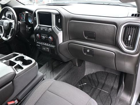 Used 2019 Chevrolet Silverado 1500 RST AWD/4WD image 12