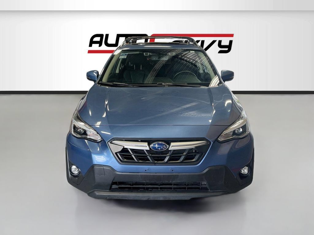 Used 2023 Subaru Crosstrek 2.5i Limited w/ Moonroof Package AWD/4WD image 2