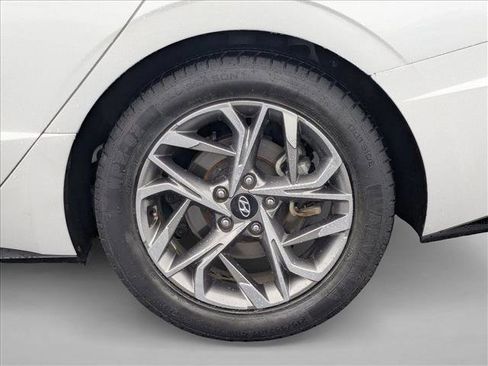 Used 2021 Hyundai Sonata SEL image 19