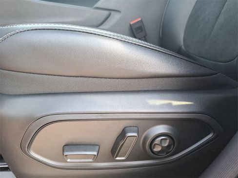 New 2025 Jeep Grand Cherokee Altitude w/ Trailer Tow Package image 28