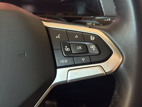Used 2024 Volkswagen Atlas Peak Edition SEL AWD/4WD image 33