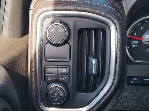 Used 2021 Chevrolet Silverado 1500 LTZ w/ LTZ Premium Package image 21