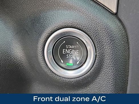 Used 2022 GMC Sierra 2500 Denali AWD/4WD image 11