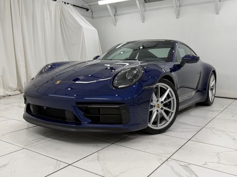 Used 2024 Porsche 911 Carrera GTS RWD image 8