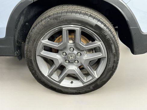 Used 2023 Honda Passport EX-L image 9