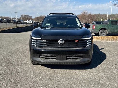 New 2026 Nissan Kicks SR image 9