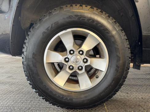 Used 2010 Toyota 4Runner Limited AWD/4WD image 29
