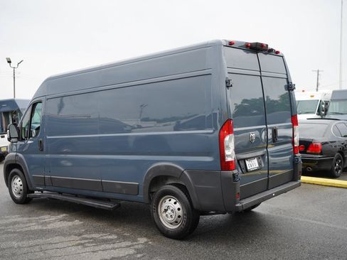 Used 2018 RAM ProMaster 2500 FWD image 4