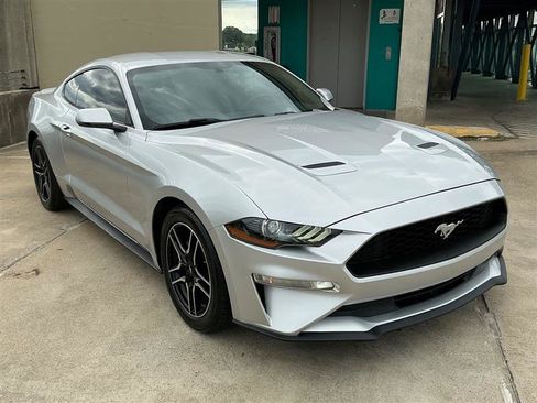 Used 2019 Ford Mustang Premium RWD image 9