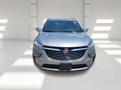 Used 2024 Buick Enclave Premium image 2